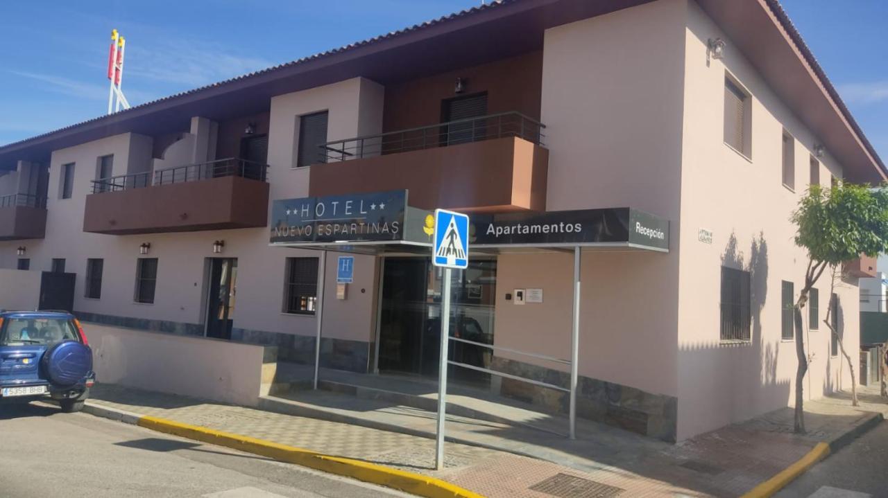 Hotel Nuevo Еспартинас Екстериор снимка