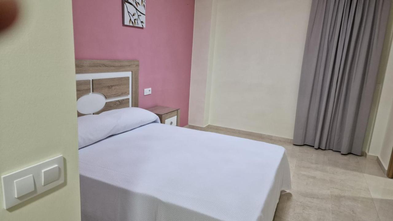 Hotel Nuevo Еспартинас Екстериор снимка