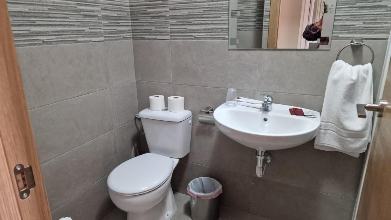 Hotel Nuevo Еспартинас Екстериор снимка